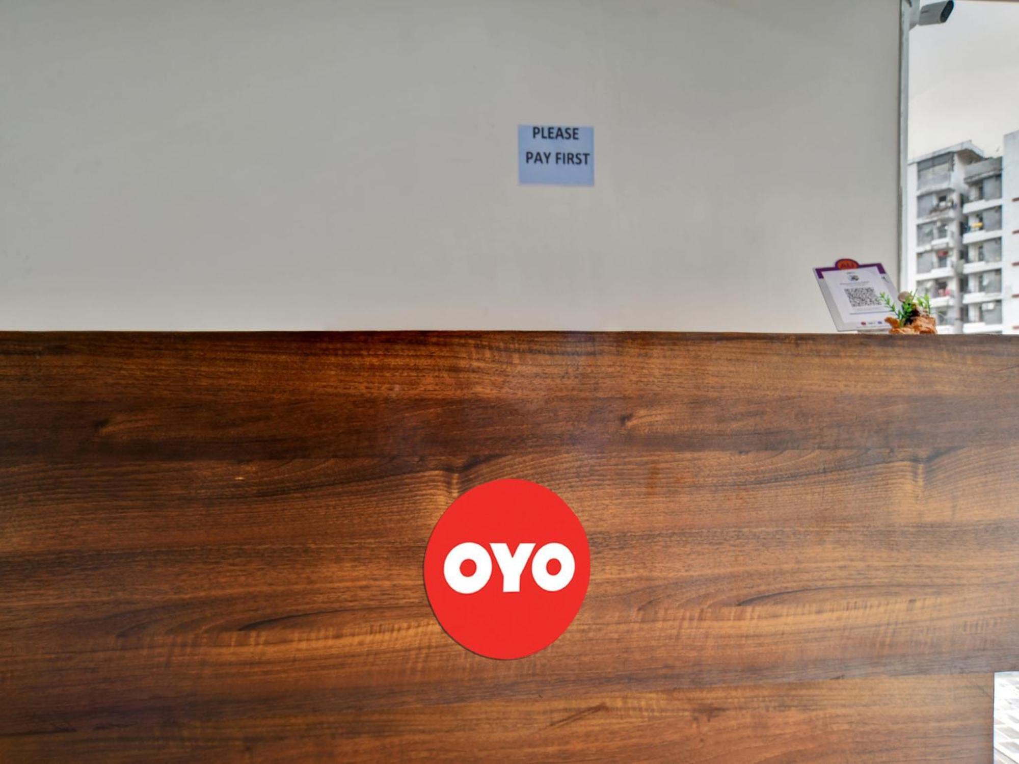Oyo Hotel Dr Greens 인도르 외부 사진